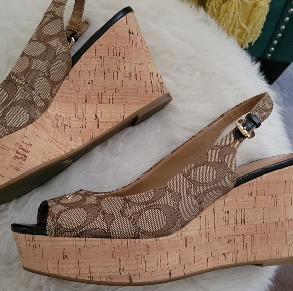 Coach ferry signature platform wedge sandal - Picture 2 of 8